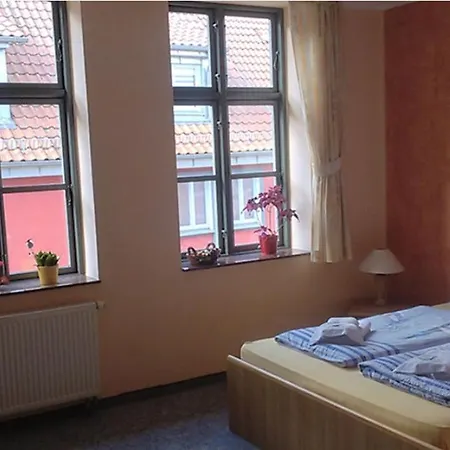 Pizzeria & Etna Waren (Mueritz)
