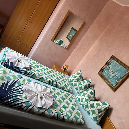 Pizzeria & Etna Pensionat Waren (Mueritz)